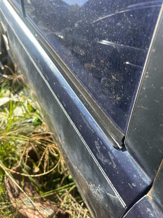 1993 Daihatsu Charade Weather Strip RH Rear #B340