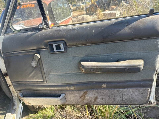 1989 Toyota 4Runner RH Drivers Front Door Trim #B276