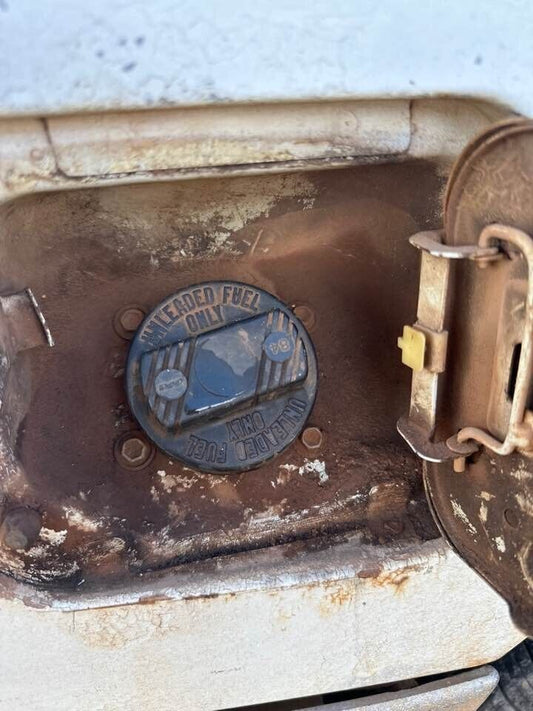 1992 Suzuki Vitara Fuel Cap #B197