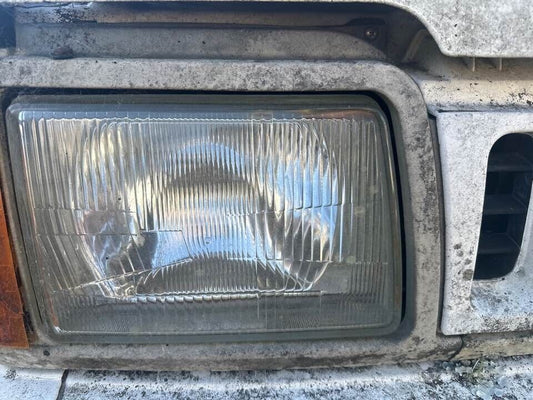 1993 Ford Raider RH Drivers Right Headlight #B278