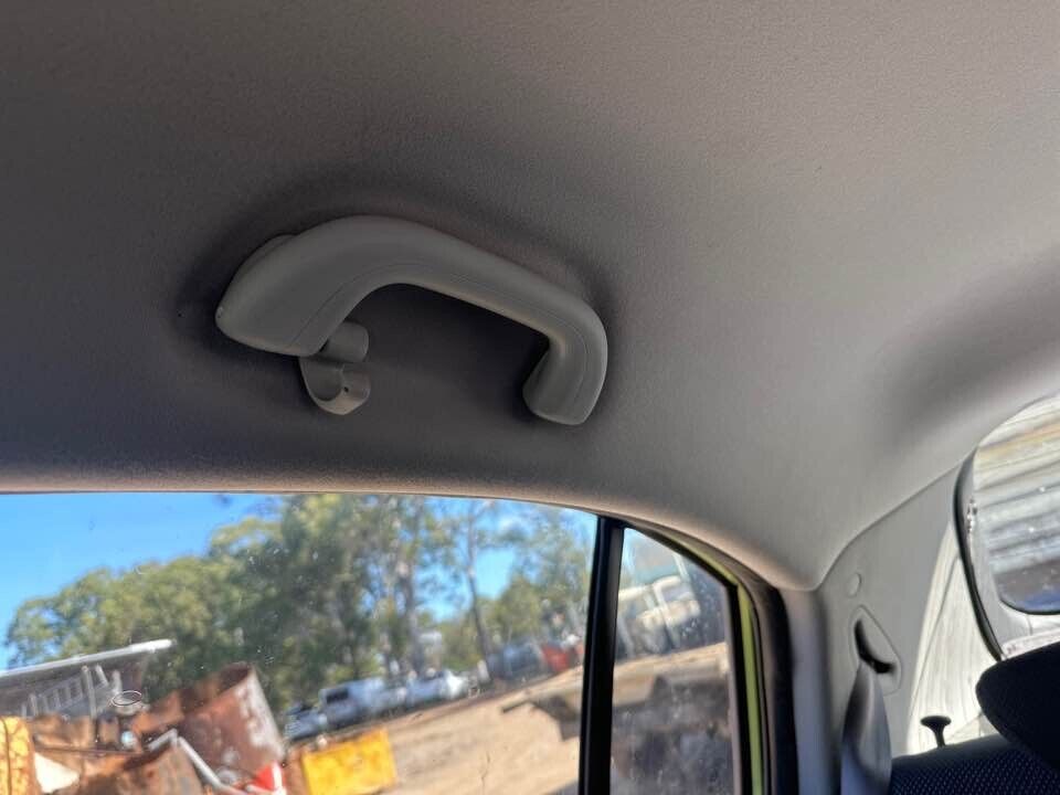 2007 Kia Rio Upper Grab Handle RH Rear #B209