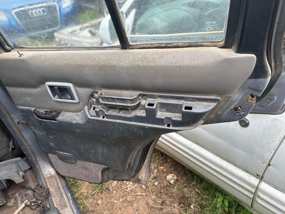 1993 Nissan Pathfinder RH Drivers Rear Door Trim #B322