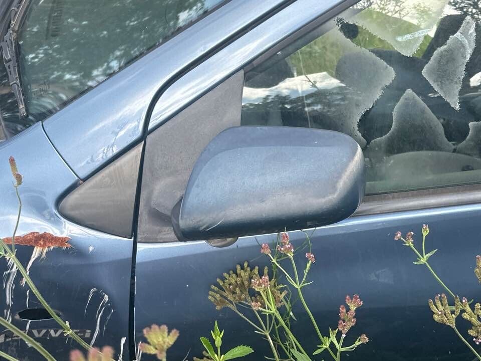 2007 Toyota Yaris LH passenger Mirror (Electric) #B145