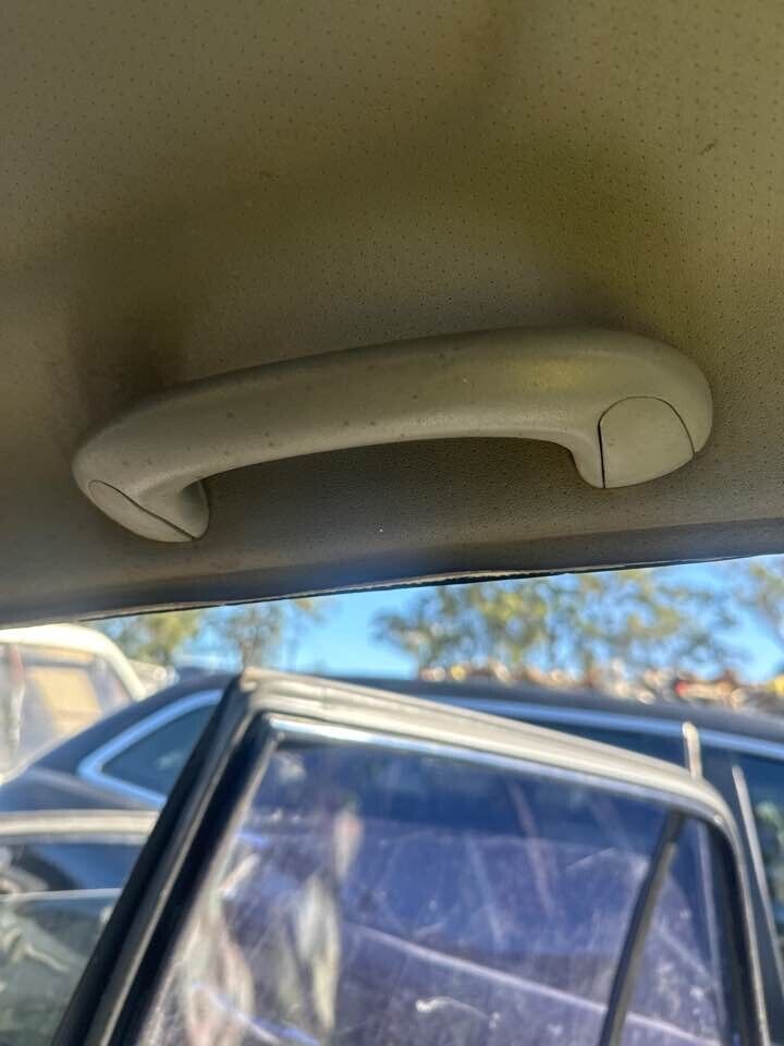 1993 Daihatsu Charade Upper Grab Handle RH Rear #B340