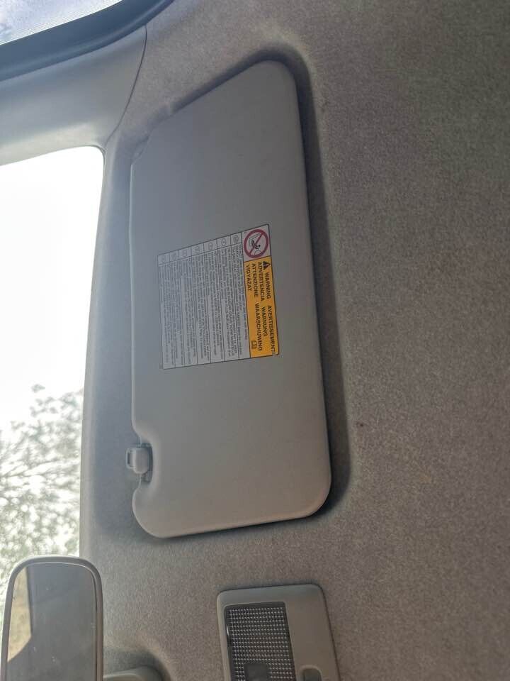 2007 Suzuki Swift Sunvisor Left Hand #B228