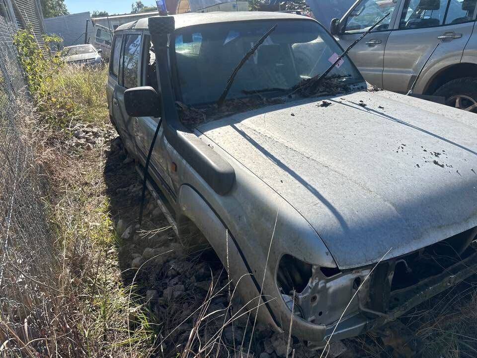1993 Toyota 80 Series Land Cruiser Cargo Glass LH Rear #B257