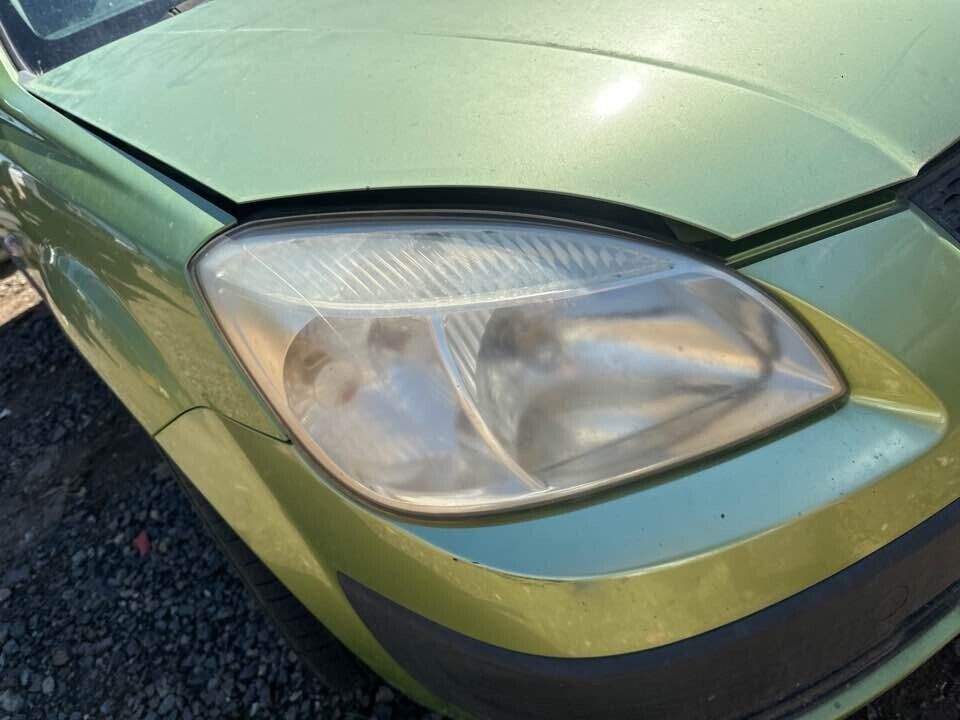 2007 Kia Rio RH Drivers Right Headlight #B209