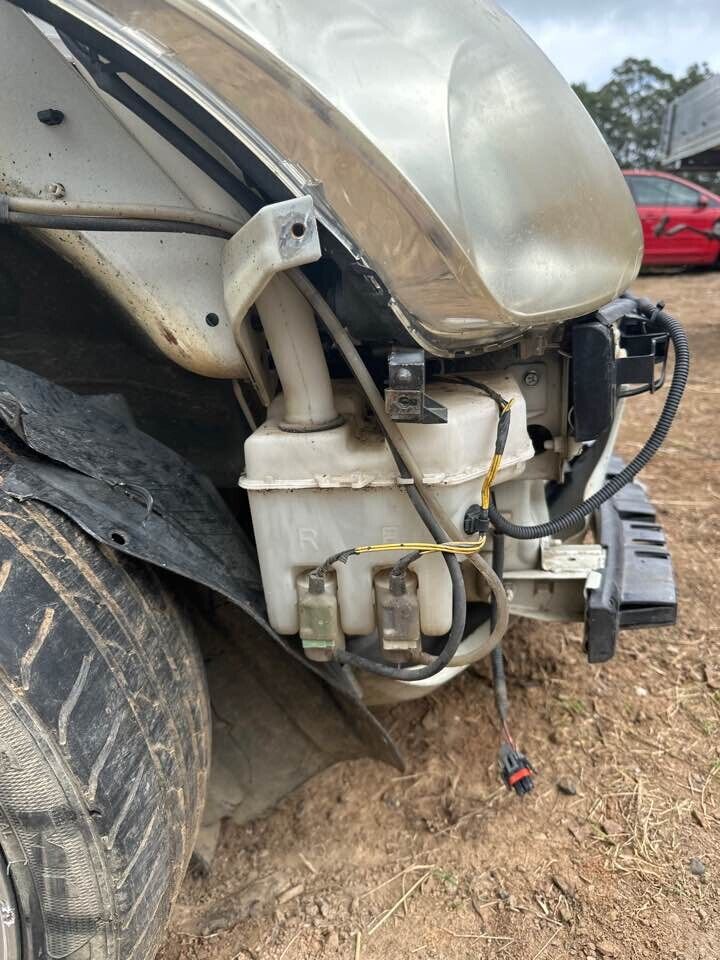 2007 Suzuki Swift Window Washer Bottle #B228