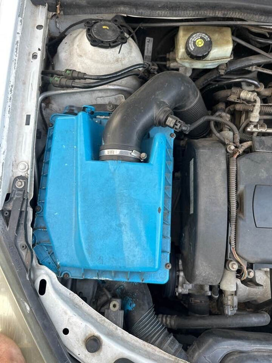 2008 Holden Ah Astra Air Cleaner Box & Pipe #B214
