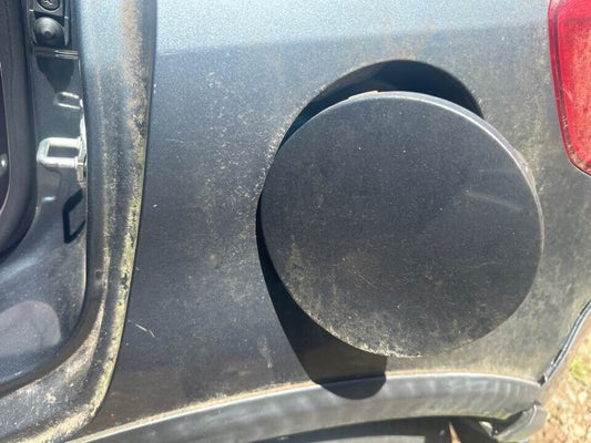 2007 Suzuki Sx4 Fuel Flap #B119