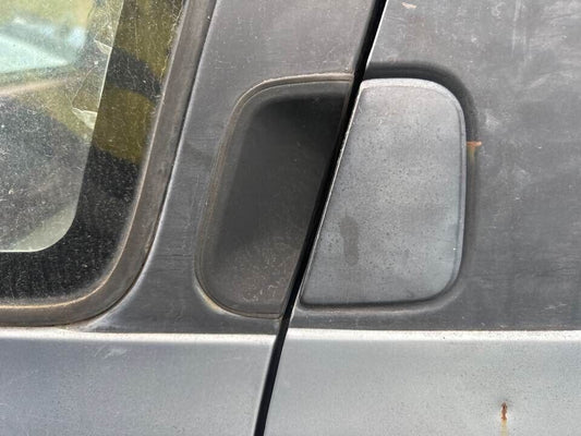 1993 Nissan Pathfinder Outer Door Handle RH Drivers Rear #B322