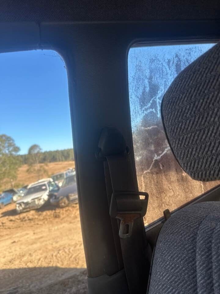 1992 Toyota 4Runner Centre RH Inner Pillar Trim #B284