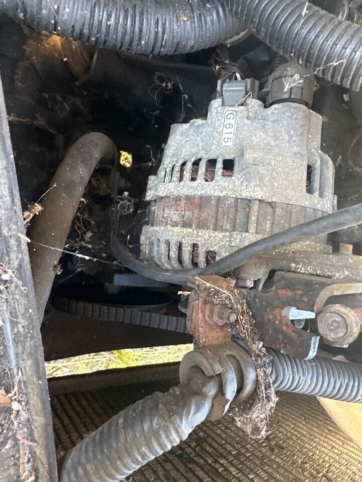 1993 Ford Raider Alternator #B278