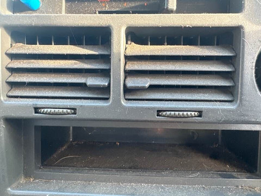 1993 Ford Raider Aircon Vents Front CENTRE #B278
