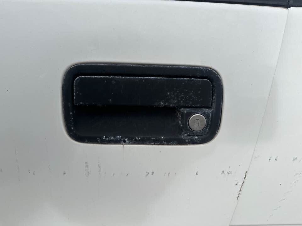 1994 Holden Vr Berlina Outer Door Handle LH Passengers Front #B222