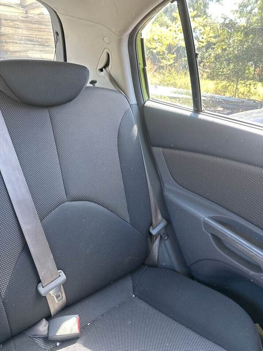 2007 Kia Rio LH passenger Rear Seat Belt #B209