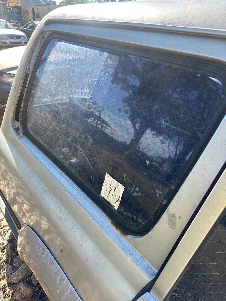 1993 Toyota 80 Series Land Cruiser Cargo Glass RH Rear #B257