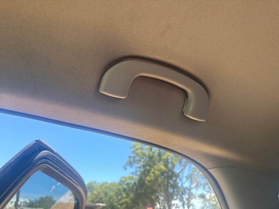 2007 Suzuki Sx4 Upper Grab Handle RH Rear #B119