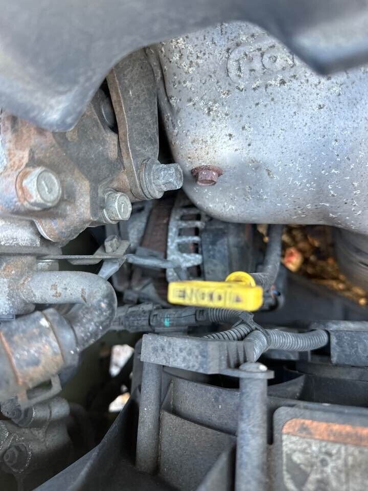 2007 Kia Rio Alternator #B209