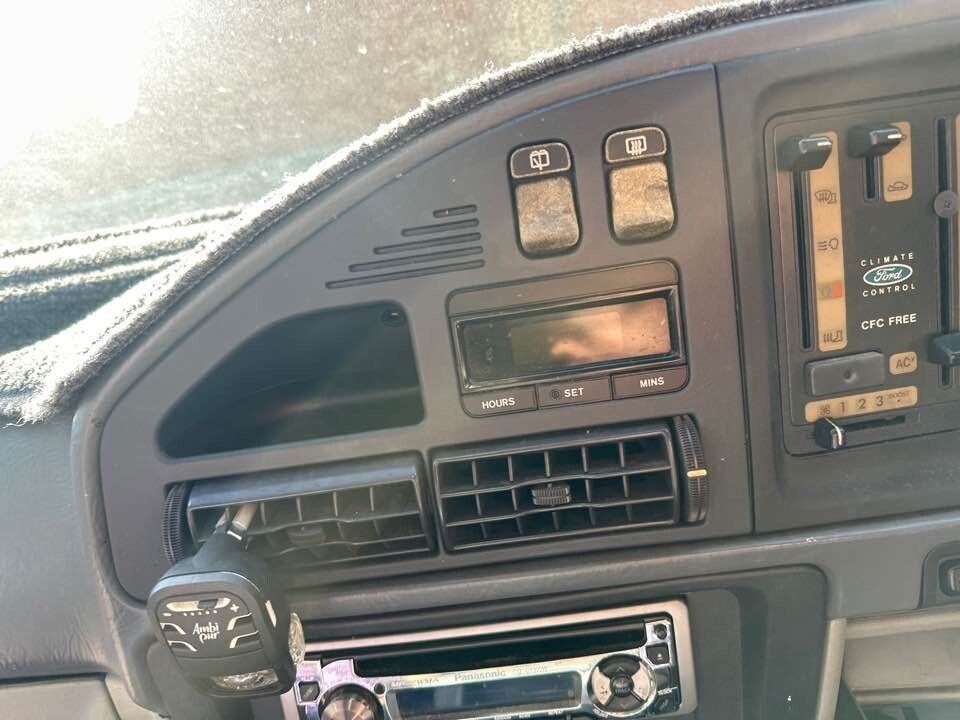 1994 Ford Ed Falcon Centre Dash Facia #B195