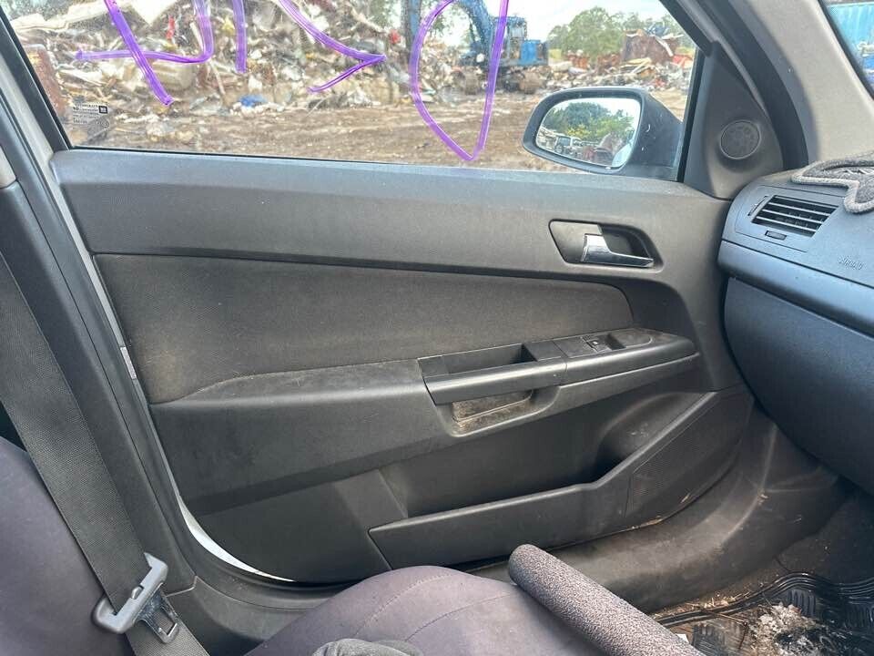 2008 Holden Ah Astra LH Passengers Front Door Trim #B214