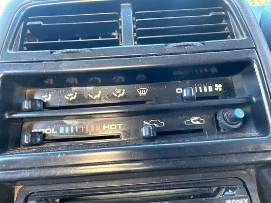 1989 Suzuki Vitara AC Controls #B268