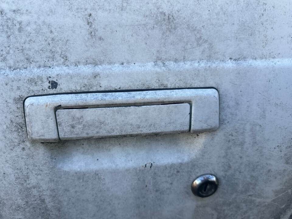 1993 Ford Raider Outer Door Handle LH Passengers Front #B278