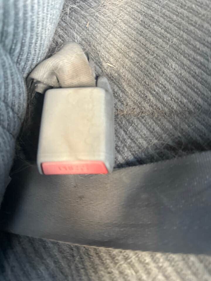 1990 Toyota 4Runner Seat Belt Stalk RH Rear #B279