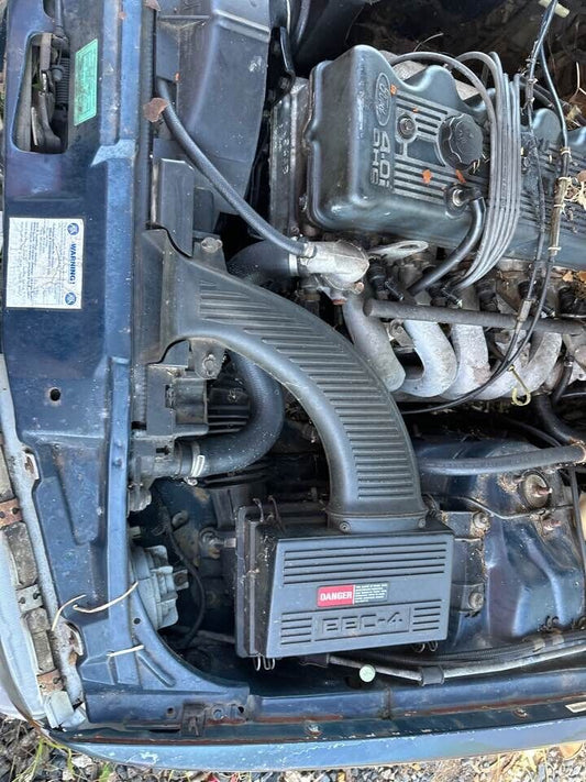 1994 Ford Ed Falcon Air Cleaner Box & Pipe #B195