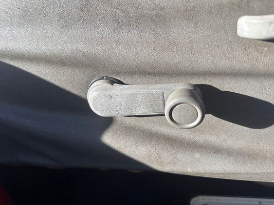 1994 Nissan S-Cargo RH Drivers Front Window Winder Handle #B261