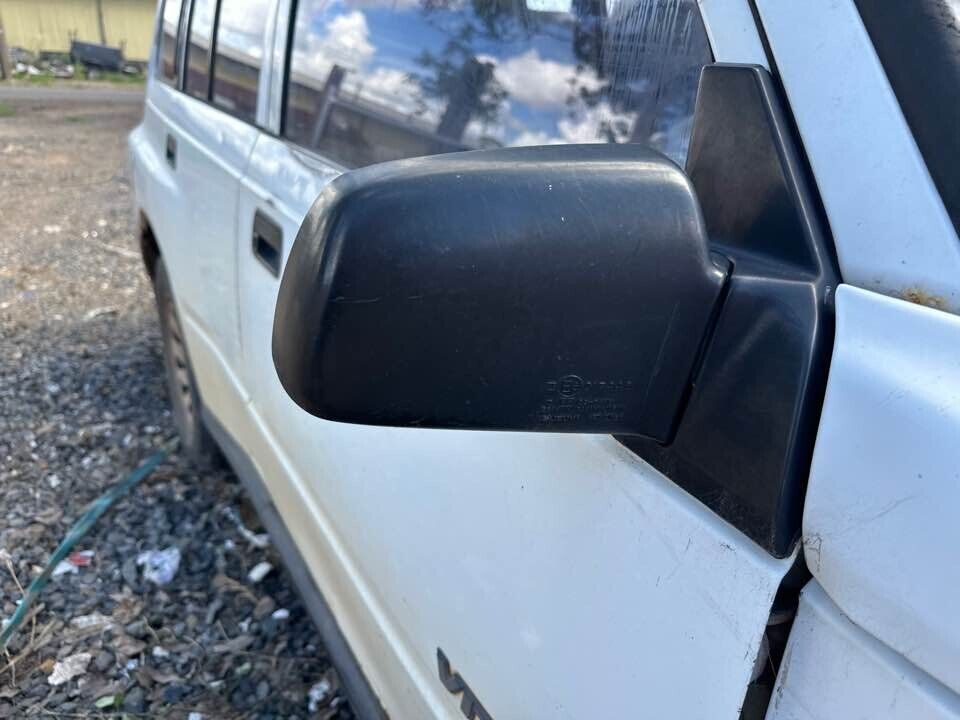 1992 Suzuki Vitara RH Drivers Mirror (Manual) #B197