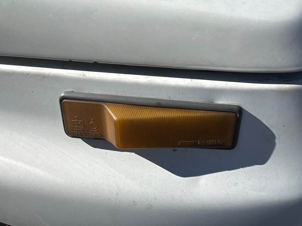 1989 Suzuki Vitara Rh Driver Front Guard Repeater/blinker #B268