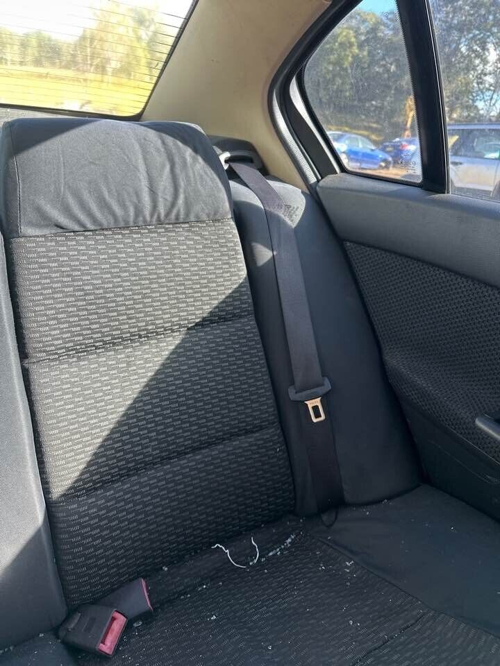 2008 Ford Fg Falcon LH passenger Rear Seat Belt #B227