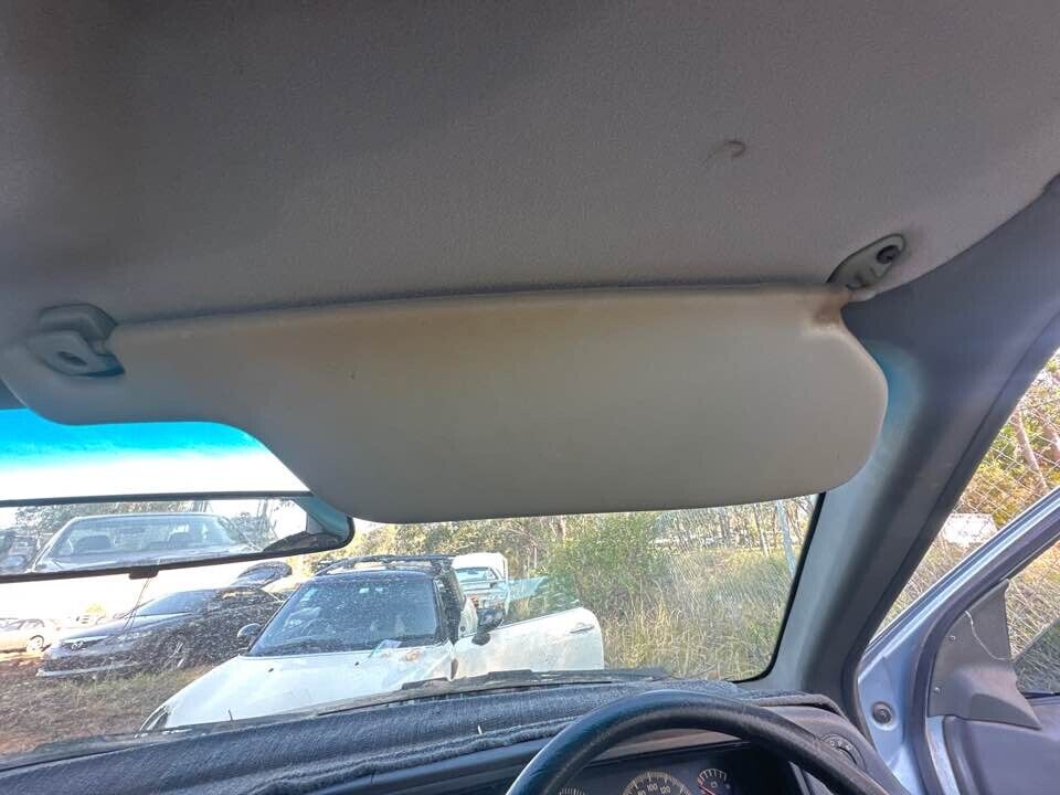 1990 Ford Ea Falcon Sunvisor Right Hand #B400
