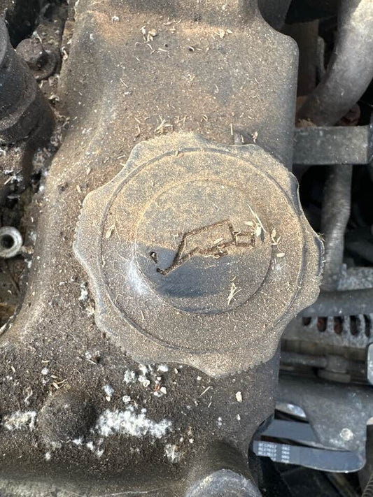 2008 Ford Ranger Oil Cap #B316