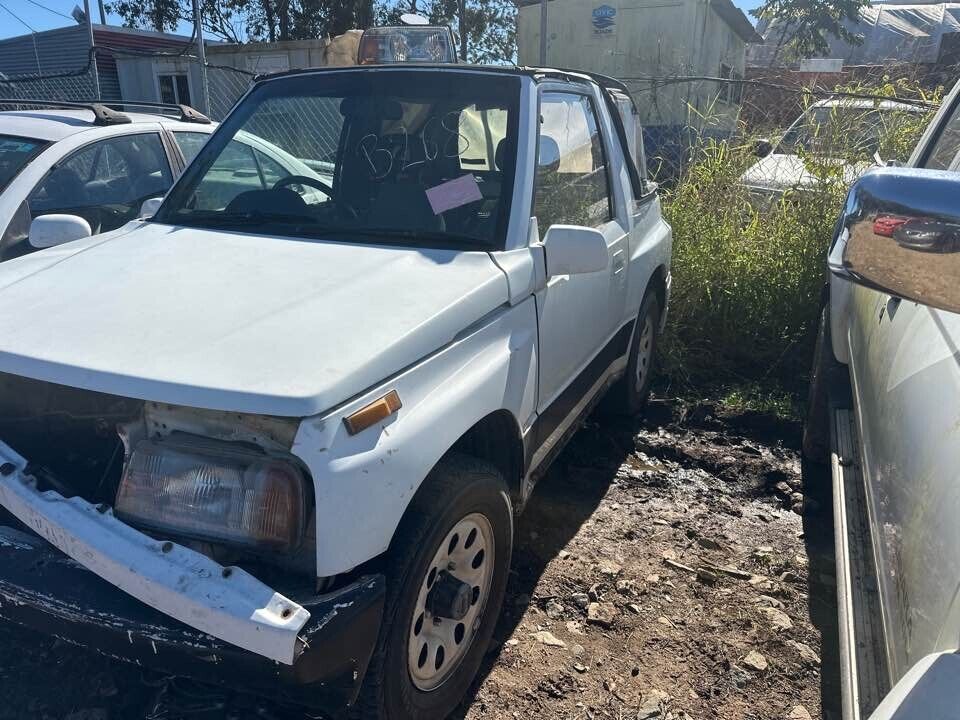 1989 Suzuki Vitara LH Passengers Left Headlight #B268