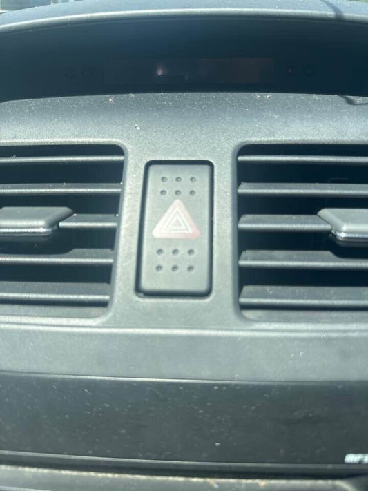 2007 Suzuki Sx4 Hazard Light Switch #B119