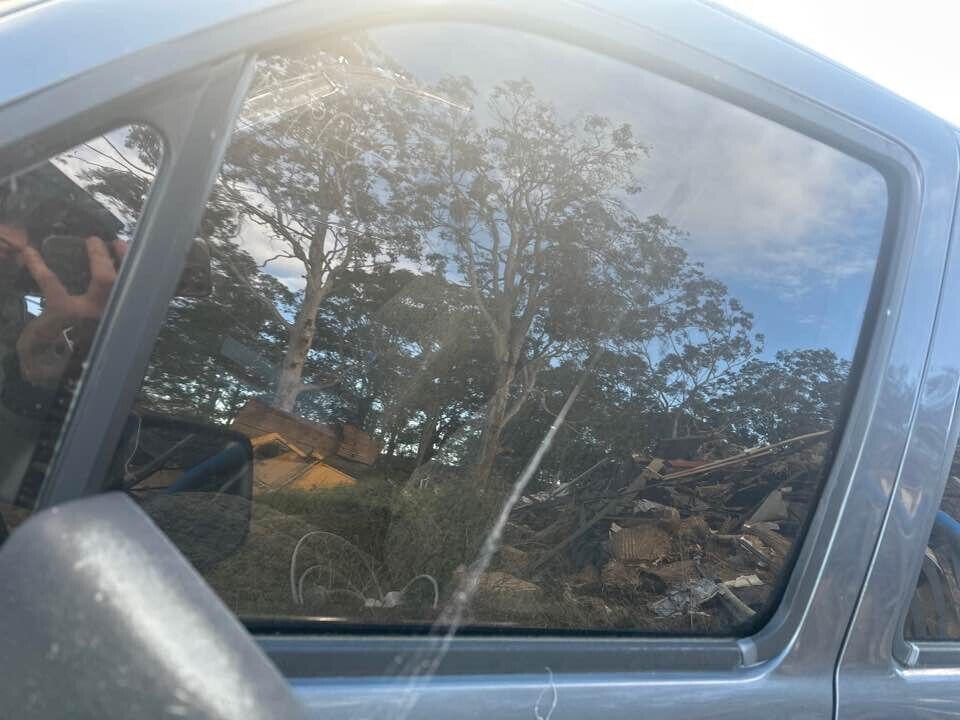 1990 Toyota 4Runner LH Passengers Front Window Glass #B279