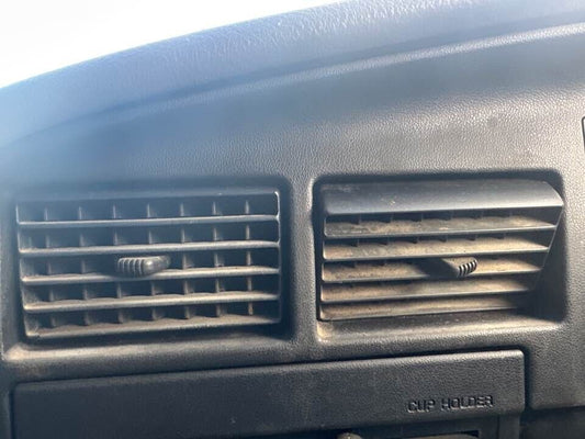 1990 Toyota 4Runner Aircon Vents Front CENTRE #B279
