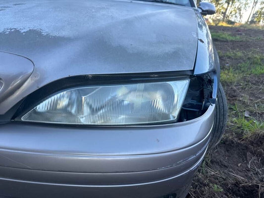 1995 Ford Ef Fairmont LH Passengers Left Headlight #B237