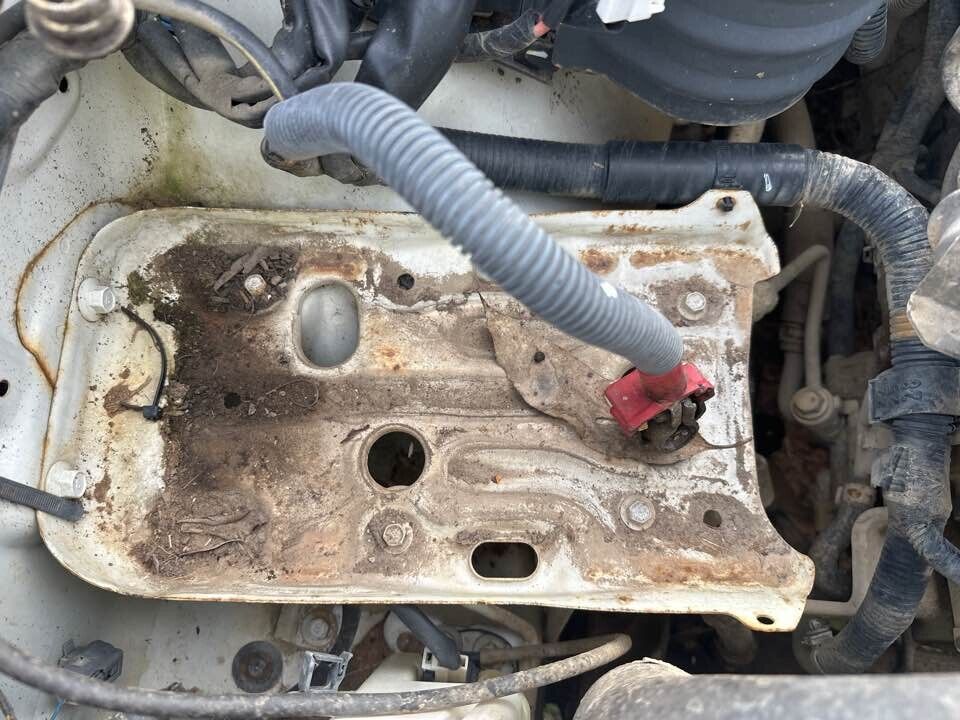 2007 Mazda Bt-50 Battery Tray #B320