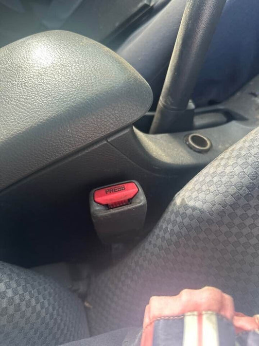 2007 Toyota Yaris Seat Belt Stalk RH Front #B145