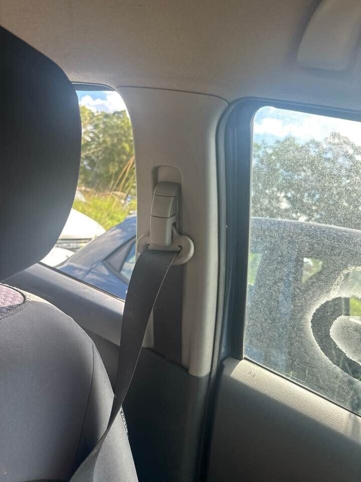 2007 Toyota Yaris Centre LH Inner Pillar Trim #B145