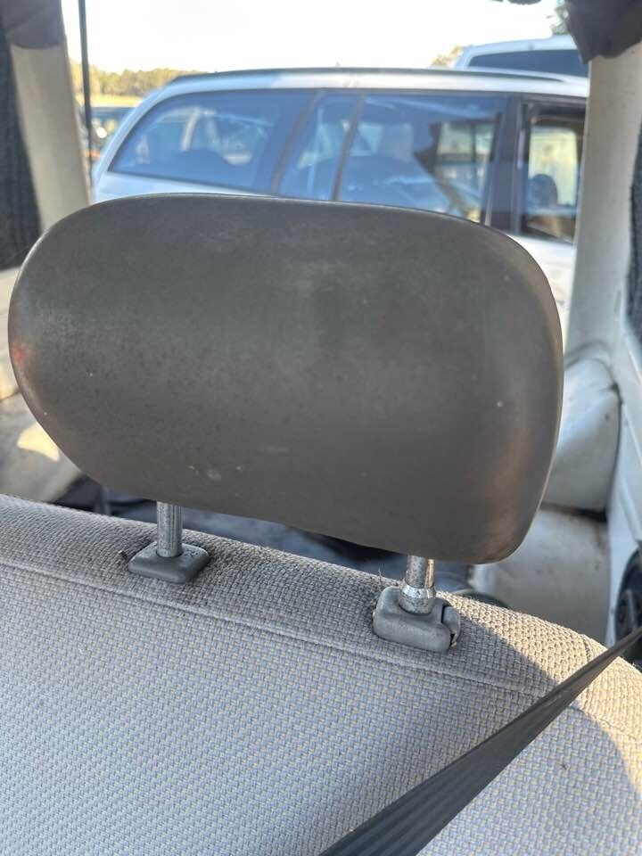 1994 Nissan S-Cargo LH Passengers Front Head Rest #B261