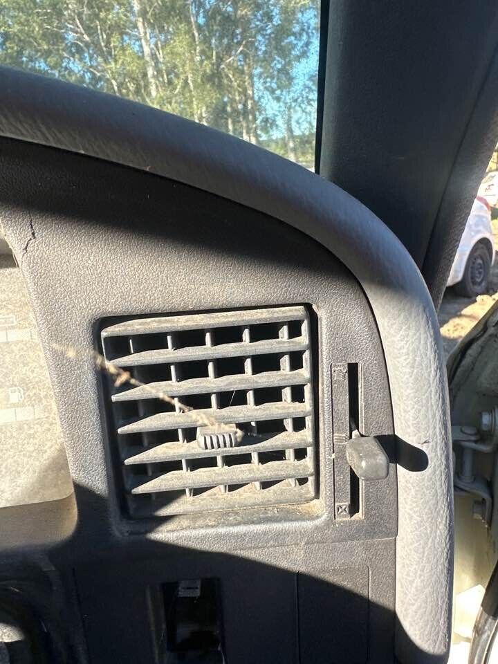 1992 Toyota 4Runner Aircon Vents Front Right #B284