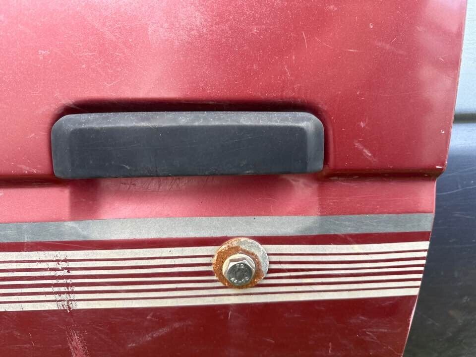 1993 Nissan Pathfinder Outer Door Handle LH Passengers Front #B322