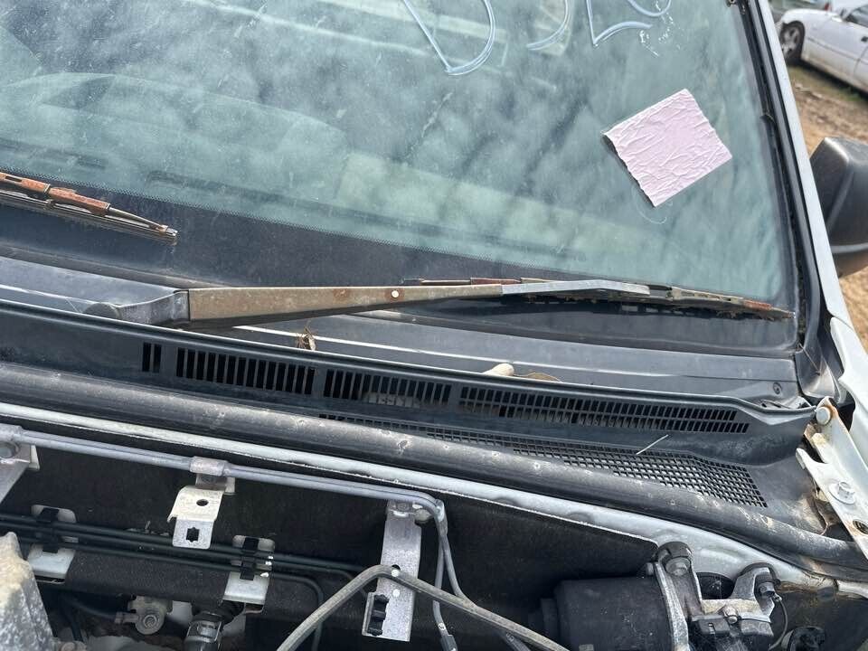 2007 Mazda Bt-50 LH Passengers Wiper Arm #B320