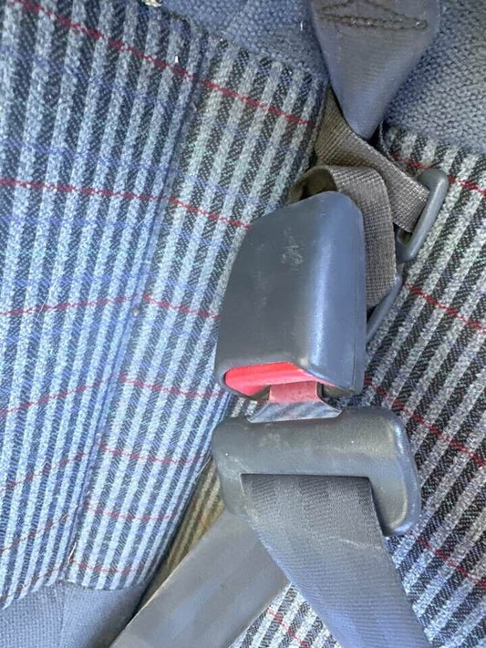 1993 Daihatsu Charade Seat Belt Stalk LH Rear #B340