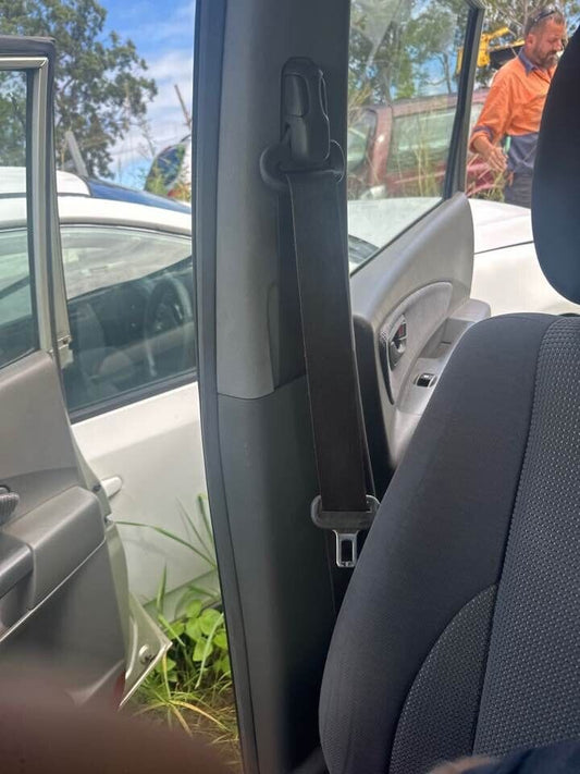 2007 Hyundai Tucson RH Drivers Front Seat Belt #B140