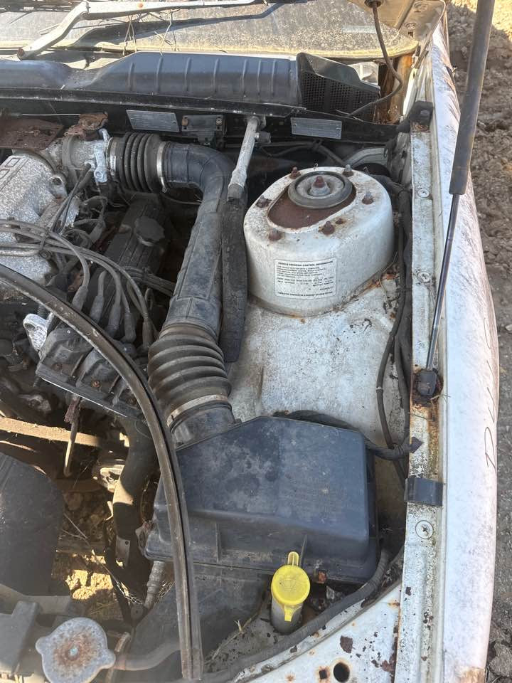 1994 Holden Vr Commodore Air Cleaner Box & Pipe #B419